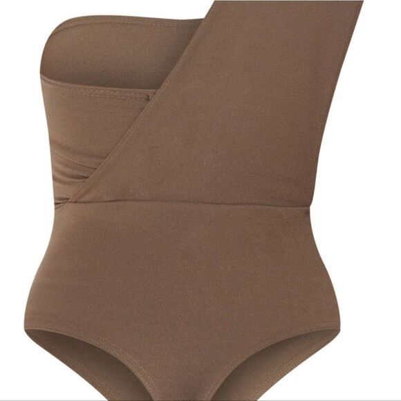 PrettyLittleThing Khaki One Shoulder Bodysuit Size 8 in dark Khaki NWT‎ - Picture 6 of 8